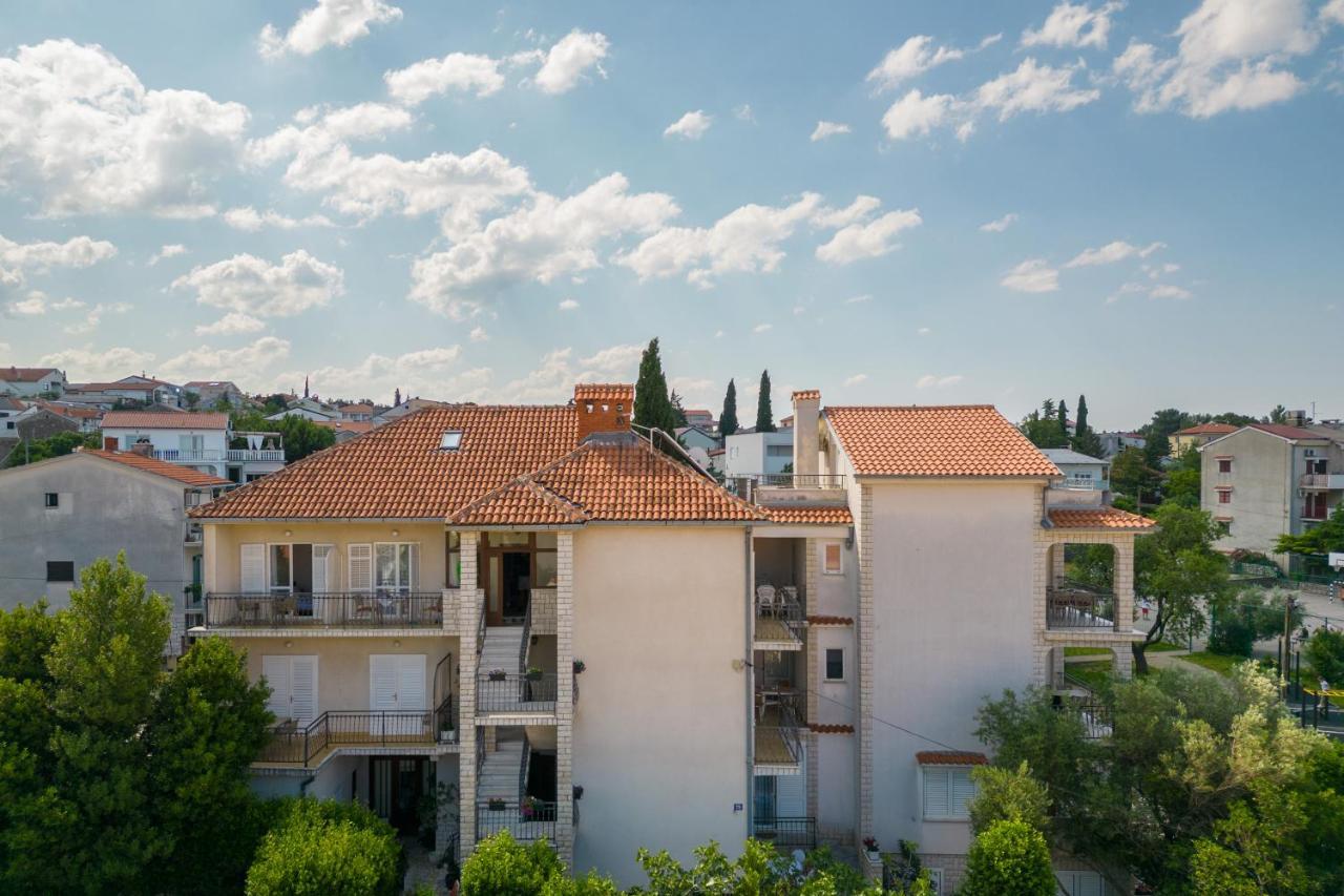Apartments Lonzor I Селце Екстериор снимка