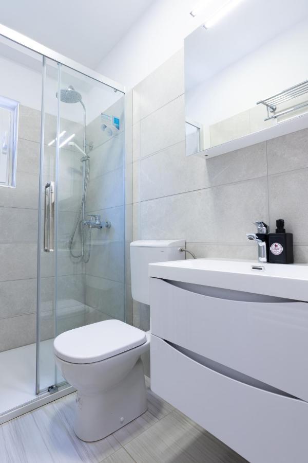 Apartments Lonzor I Селце Екстериор снимка
