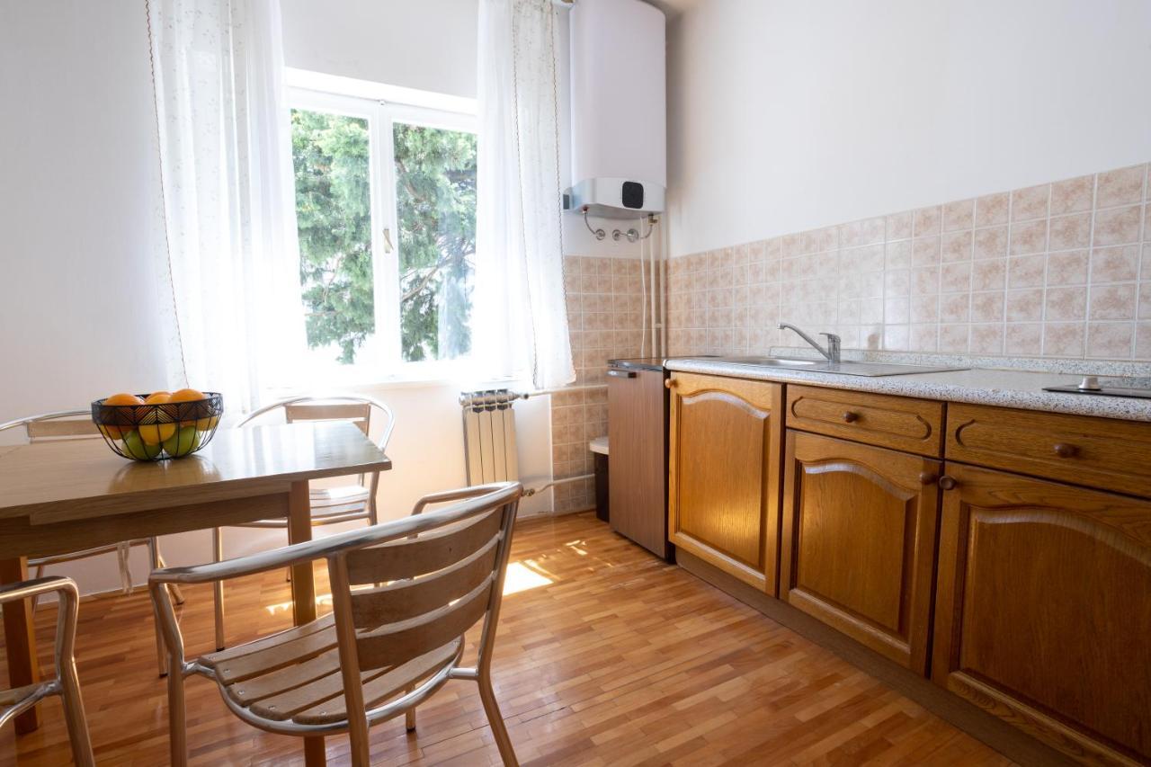 Apartments Lonzor I Селце Екстериор снимка